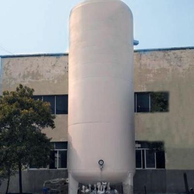 液化天然ガス (LNG) の冷凍貯蔵タンク