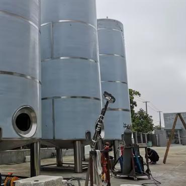 50m³ LNG貯蔵タンク 0.5～25バール圧力範囲