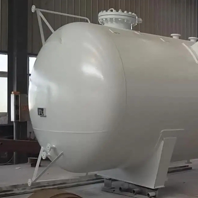 地上タンク25m3 Q345R LPGキャビネットの上の横のLPG
